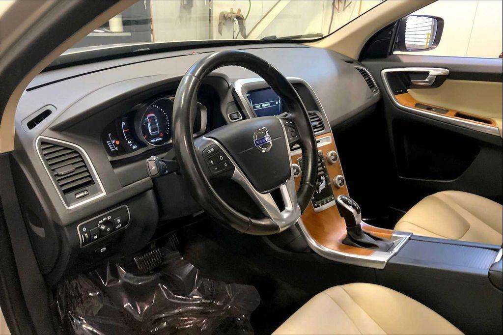used 2017 Volvo XC60 car, priced at $11,535