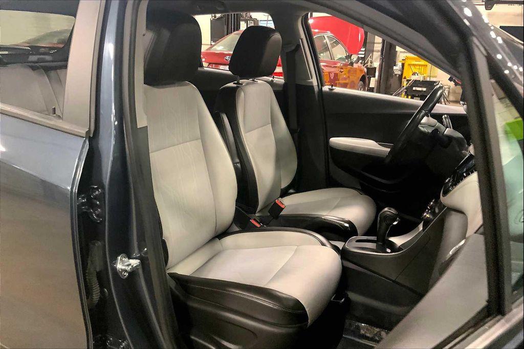 used 2022 Chevrolet Trax car, priced at $15,445