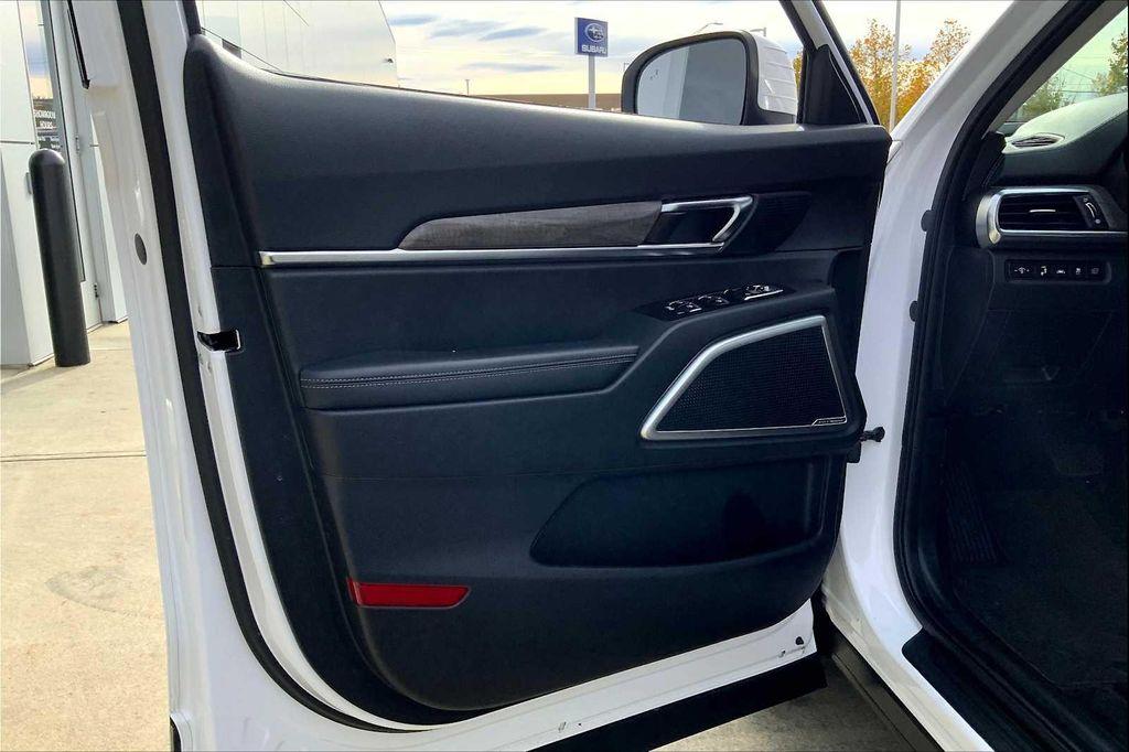 used 2022 Kia Telluride car, priced at $30,735