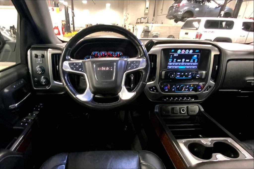 used 2018 GMC Sierra 1500 car, priced at $24,995