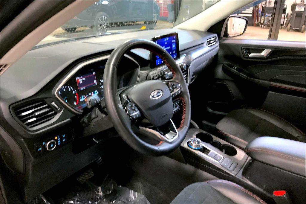 used 2022 Ford Escape car, priced at $21,787