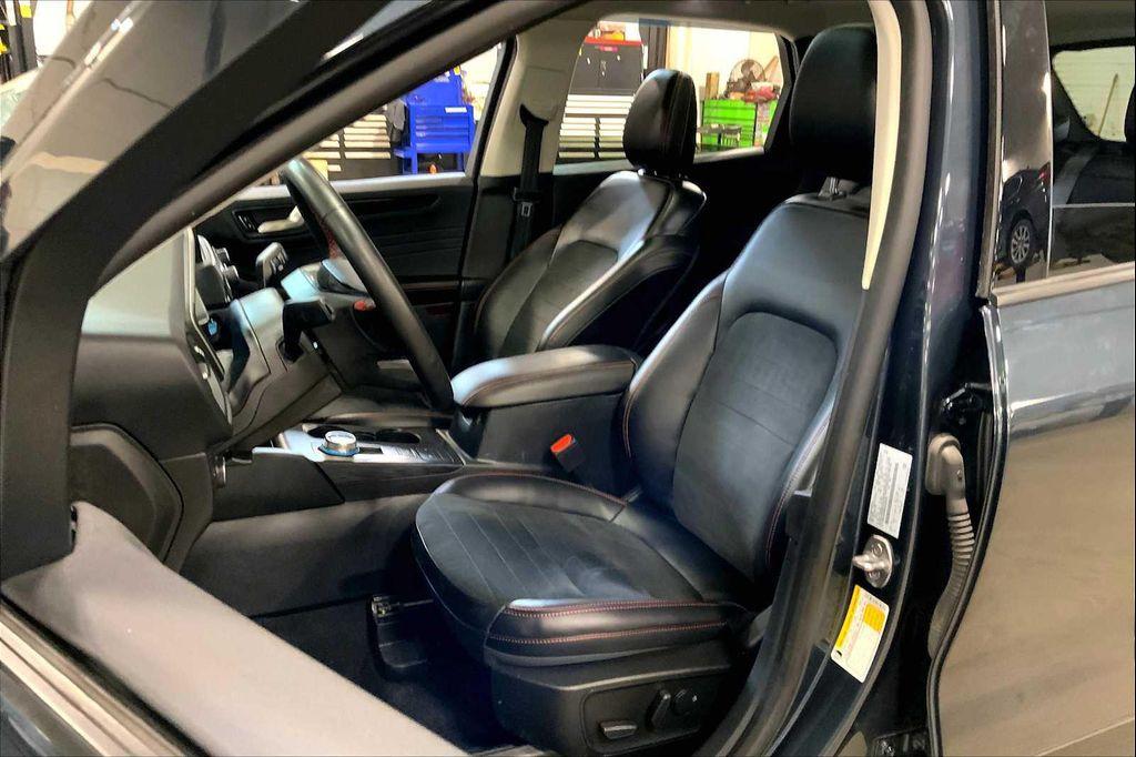 used 2022 Ford Escape car, priced at $21,787