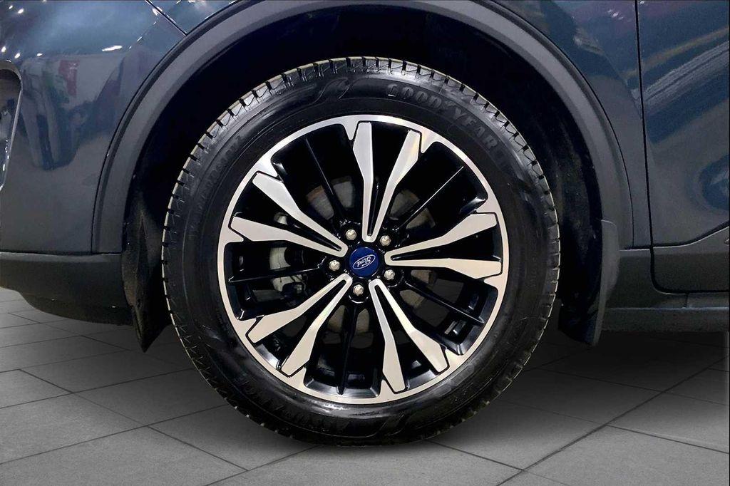 used 2022 Ford Escape car, priced at $21,787