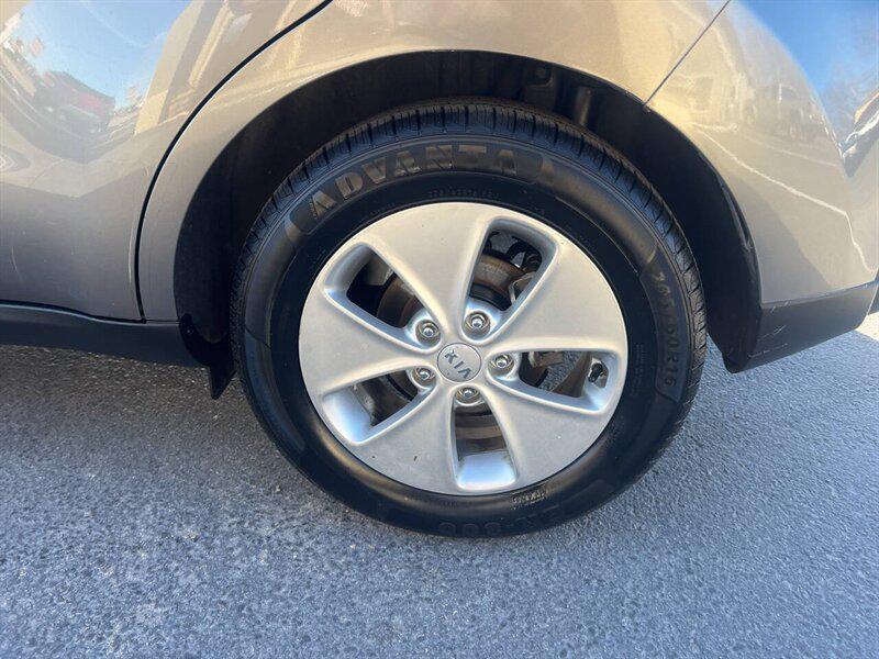 used 2016 Kia Soul car, priced at $9,995