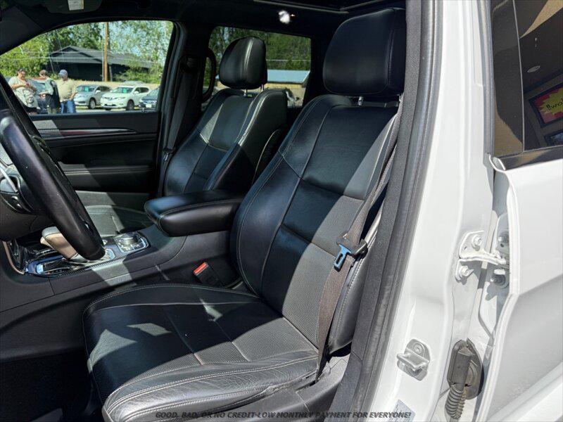 used 2016 Jeep Grand Cherokee car, priced at $14,995