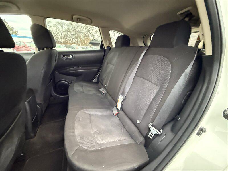 used 2015 Nissan Rogue Select car, priced at $7,995