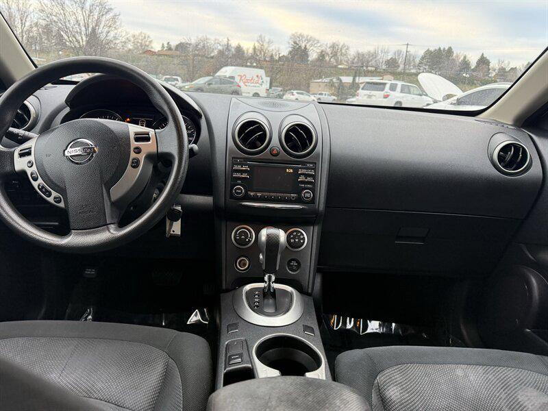 used 2015 Nissan Rogue Select car, priced at $7,995