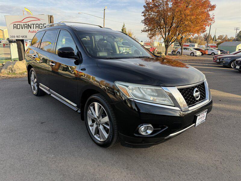 used 2015 Nissan Pathfinder car, priced at $9,995