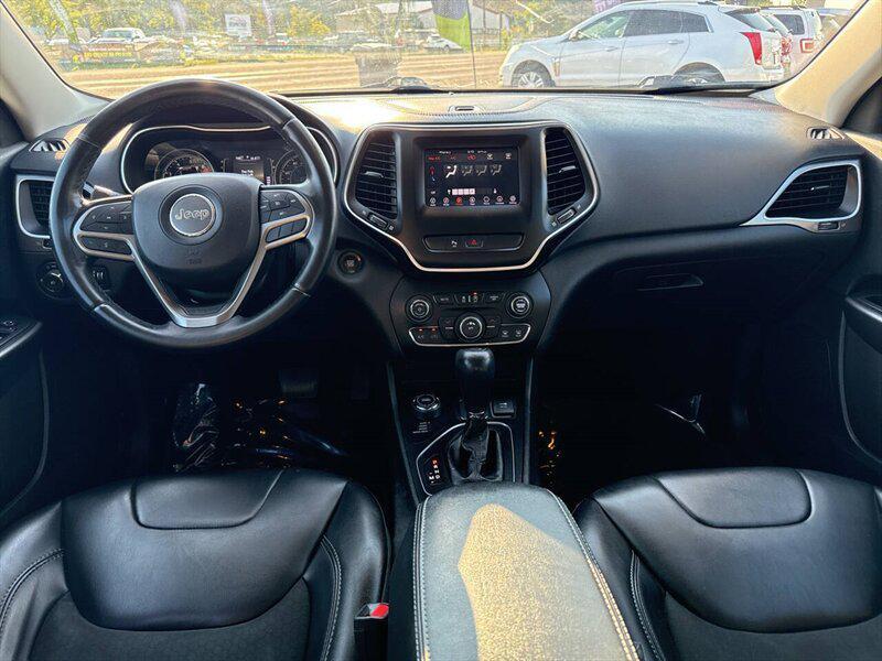 used 2019 Jeep Cherokee car, priced at $14,495