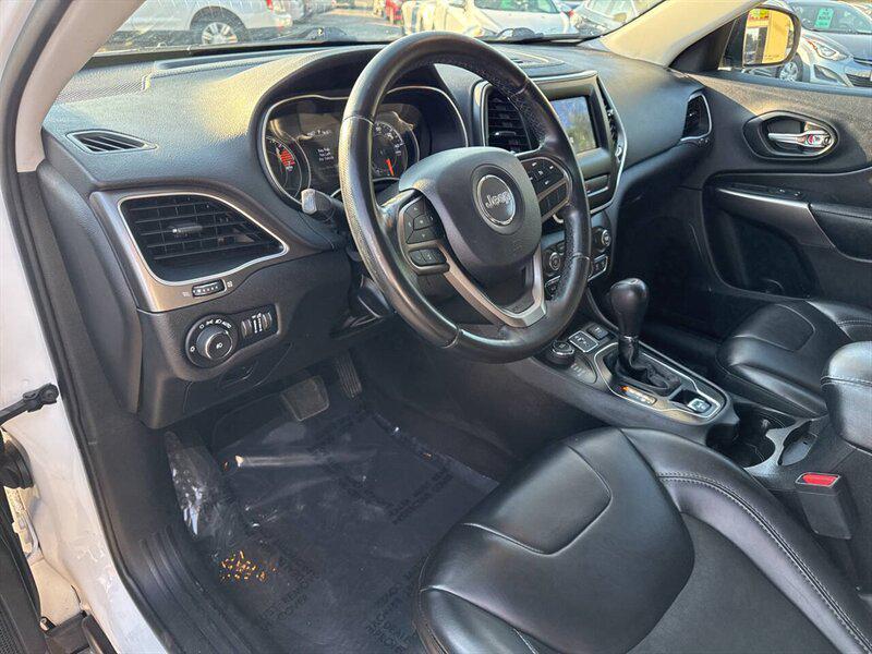 used 2019 Jeep Cherokee car, priced at $14,495