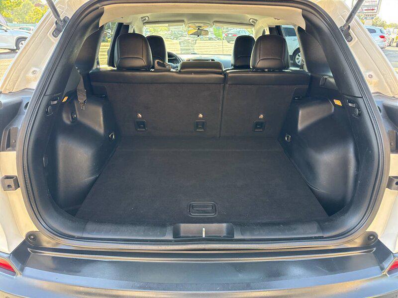 used 2019 Jeep Cherokee car, priced at $14,495