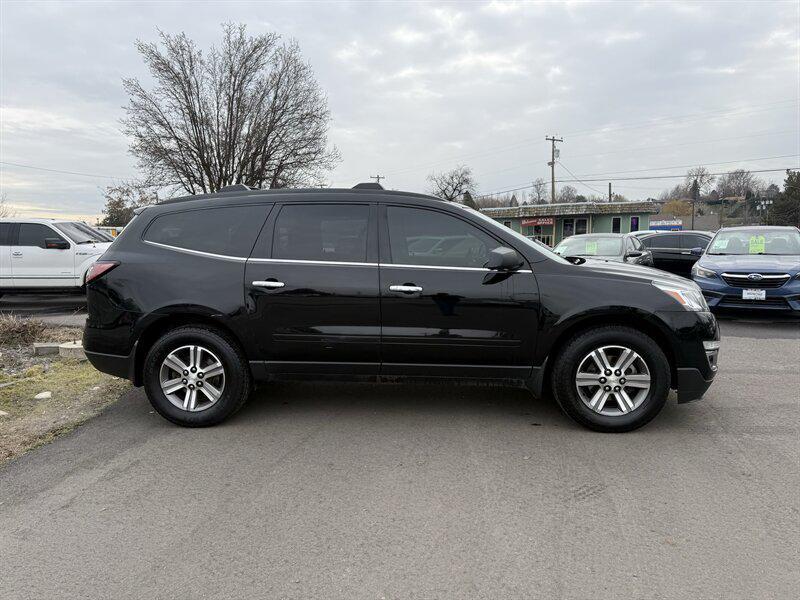 used 2016 Chevrolet Traverse car, priced at $11,995