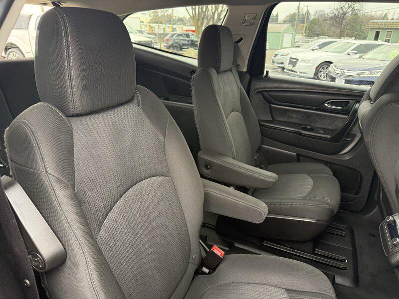 used 2016 Chevrolet Traverse car, priced at $11,995
