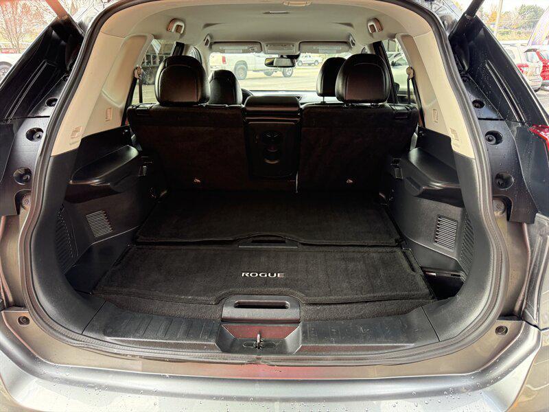 used 2019 Nissan Rogue car, priced at $17,995