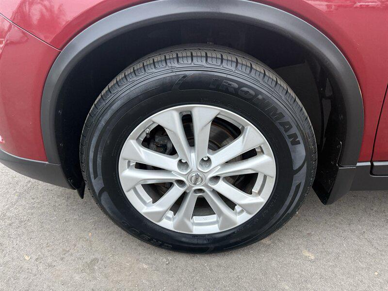 used 2014 Nissan Rogue car, priced at $9,995