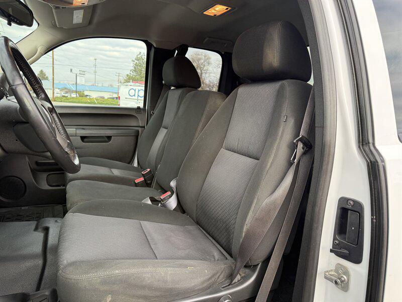 used 2010 GMC Sierra 1500 car, priced at $12,995