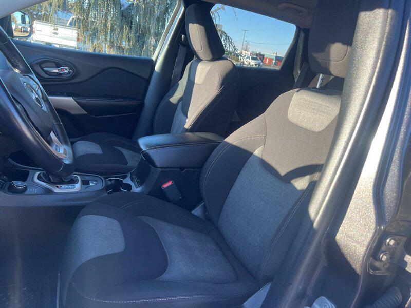 used 2018 Jeep Cherokee car, priced at $14,995