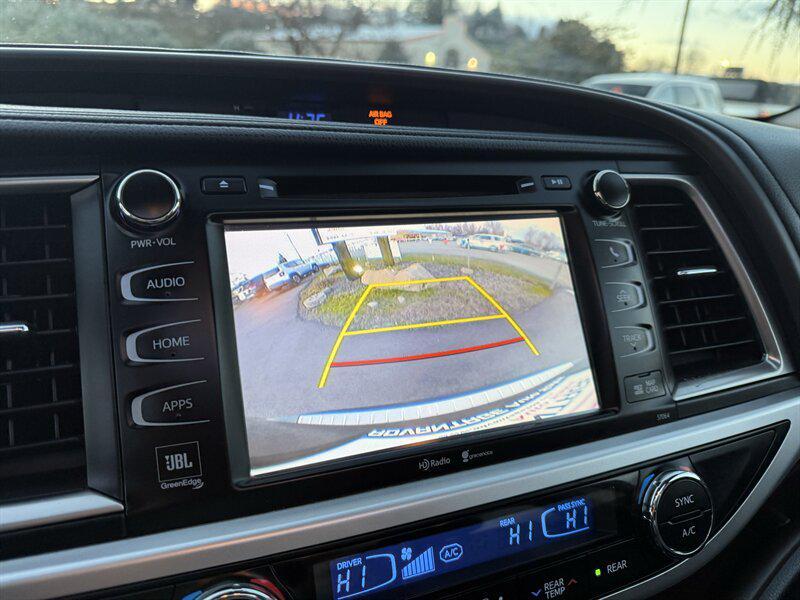 used 2015 Toyota Highlander car, priced at $19,895