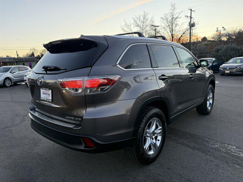 used 2015 Toyota Highlander car, priced at $19,895