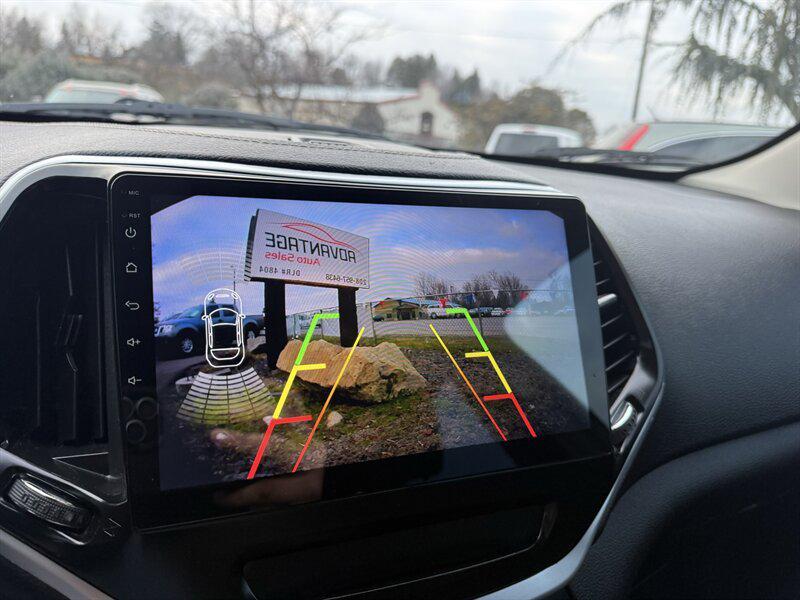 used 2015 Jeep Cherokee car, priced at $7,995