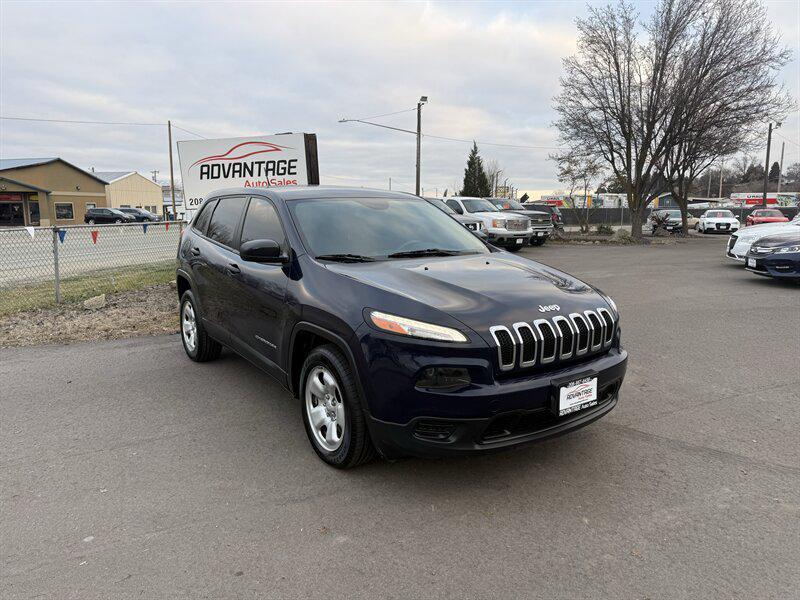 used 2015 Jeep Cherokee car, priced at $7,995