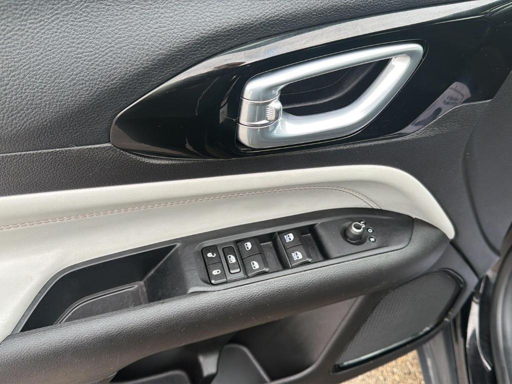 used 2025 Jeep Compass car, priced at $26,375