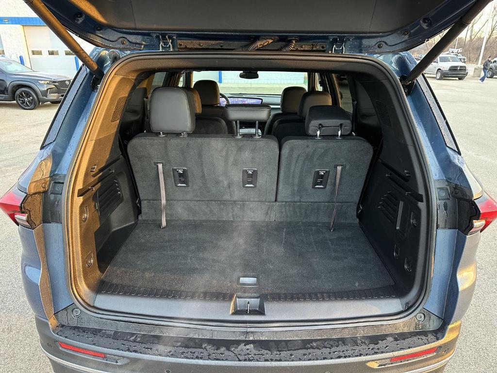 used 2025 Buick Enclave car, priced at $36,489