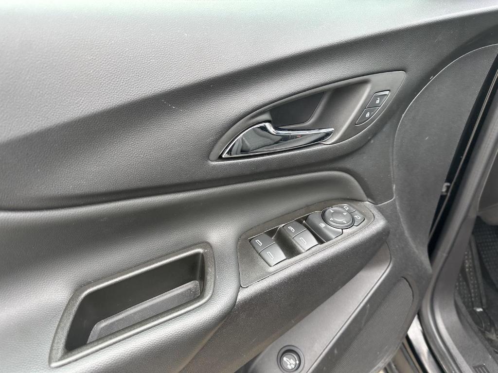 used 2024 Chevrolet Equinox car, priced at $23,987