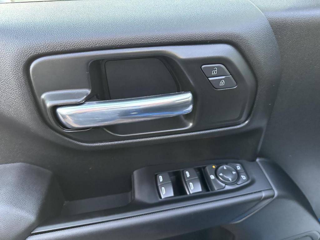 used 2022 Chevrolet Silverado 1500 car, priced at $29,989