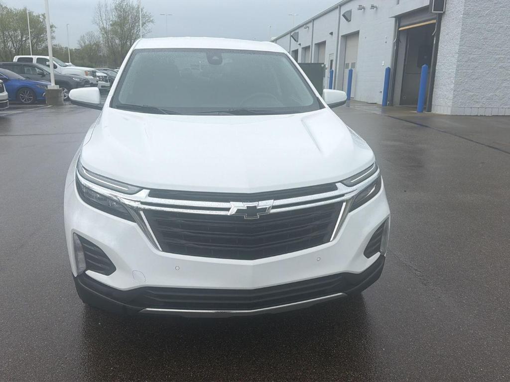 used 2024 Chevrolet Equinox car, priced at $22,989