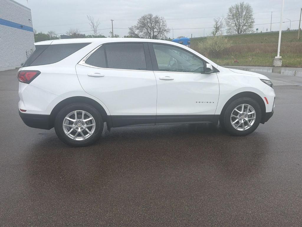 used 2024 Chevrolet Equinox car, priced at $22,989