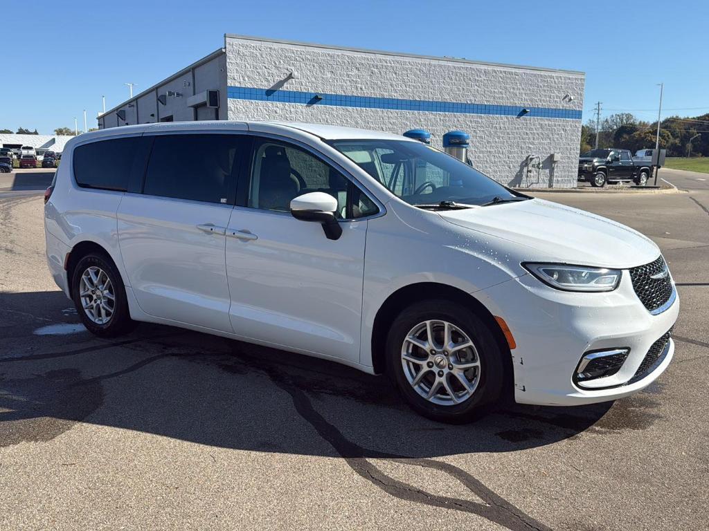 used 2023 Chrysler Pacifica car, priced at $20,649