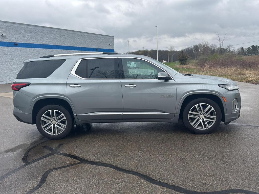used 2023 Chevrolet Traverse car, priced at $38,459