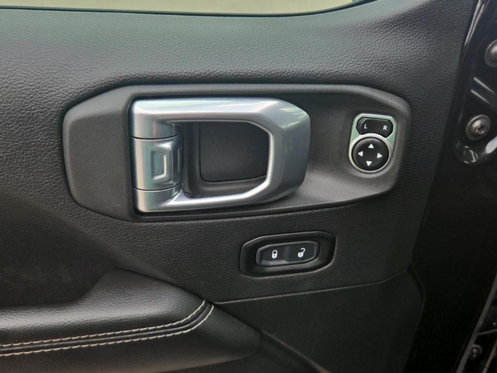 used 2021 Jeep Gladiator car, priced at $28,985