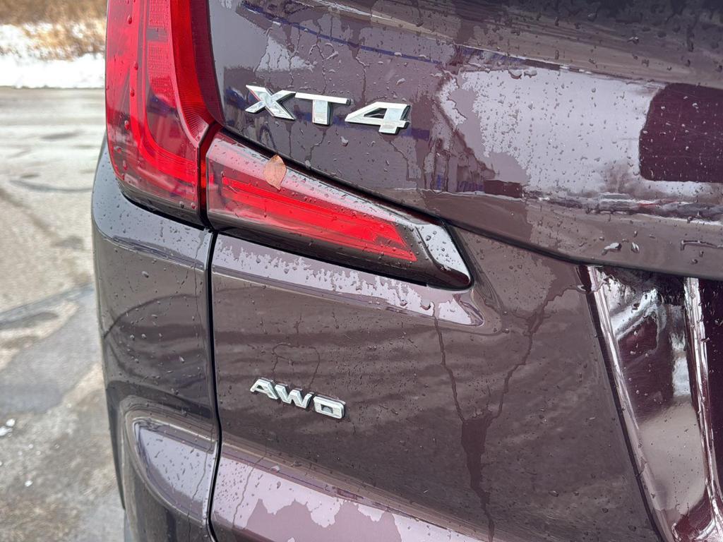 used 2020 Cadillac XT4 car, priced at $20,489
