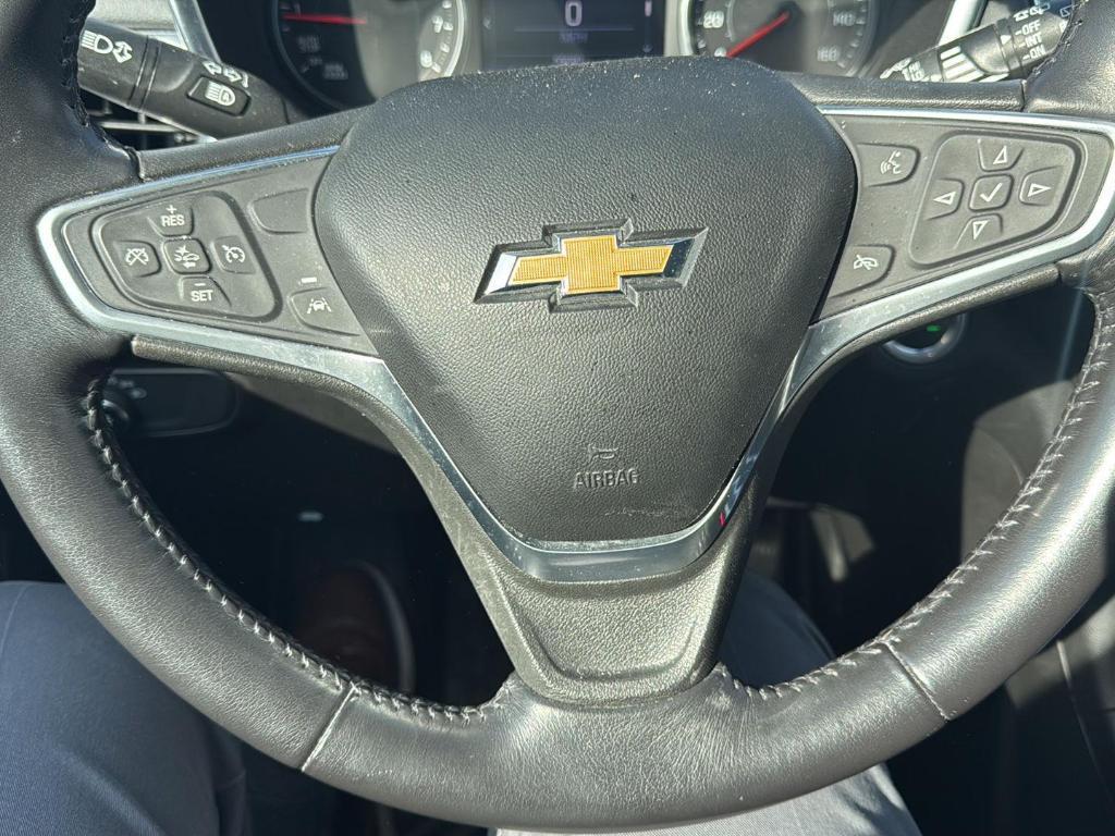 used 2022 Chevrolet Equinox car, priced at $19,489