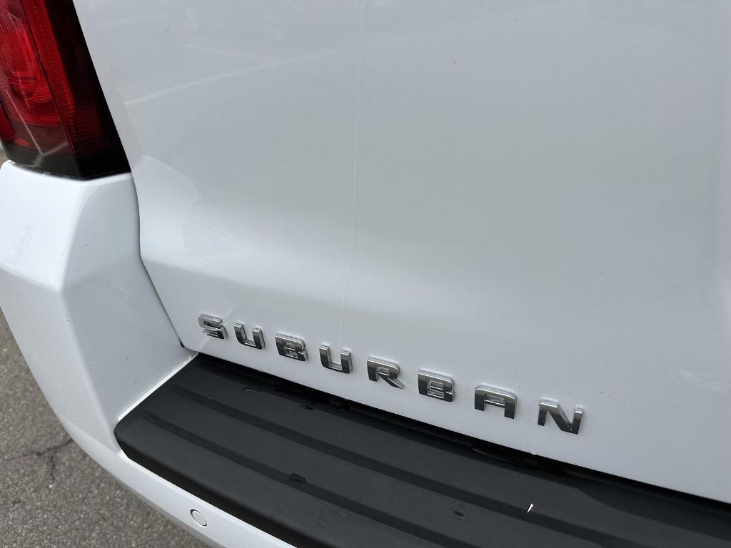used 2020 Chevrolet Suburban car, priced at $27,989