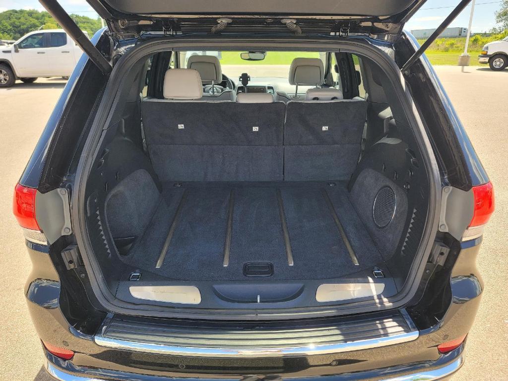 used 2017 Jeep Grand Cherokee car, priced at $16,989