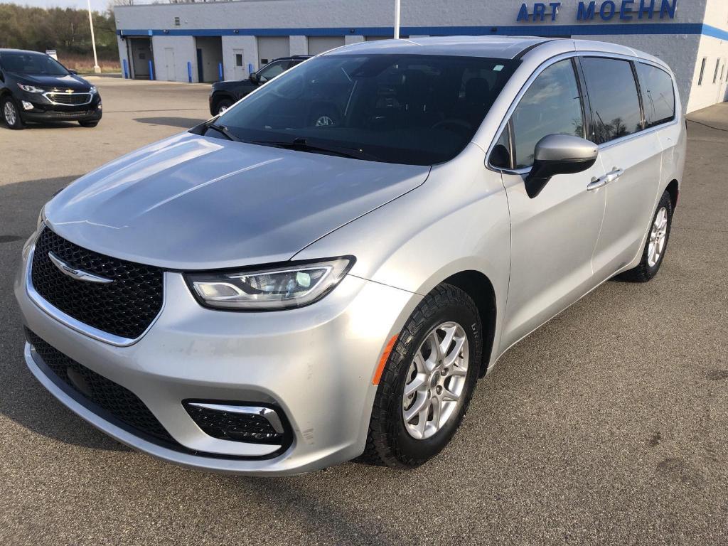 used 2023 Chrysler Pacifica car, priced at $17,375