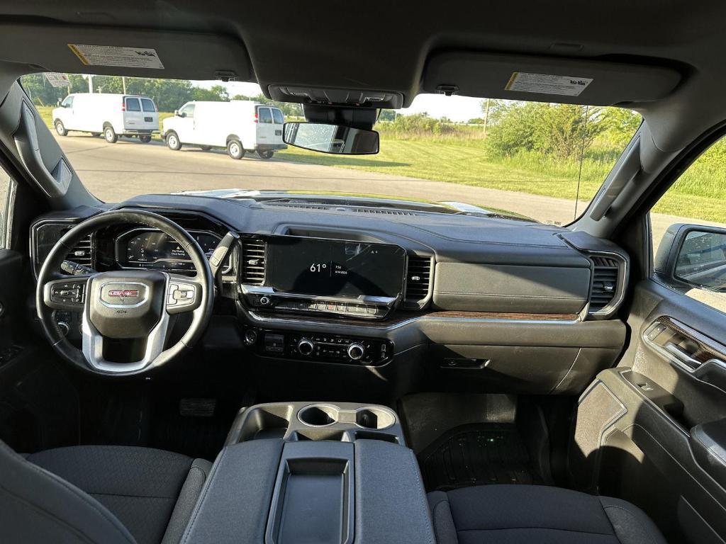 used 2024 GMC Sierra 1500 car, priced at $44,405