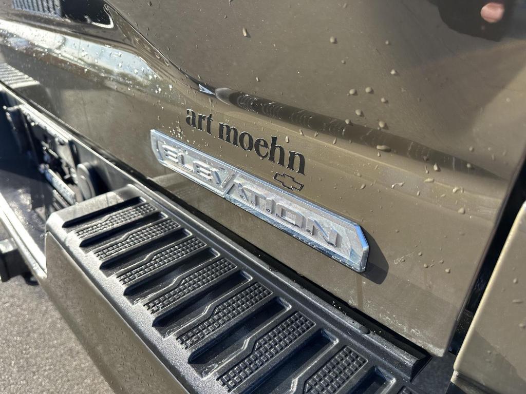 used 2024 GMC Sierra 1500 car, priced at $44,405