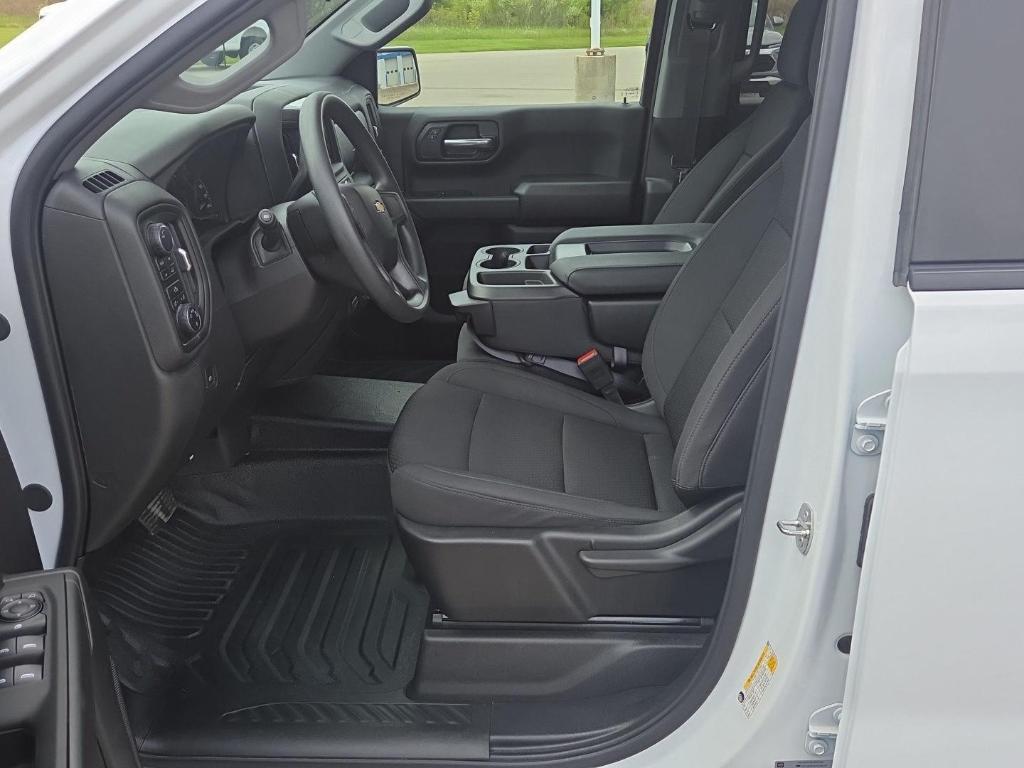 used 2024 Chevrolet Silverado 1500 car, priced at $39,907