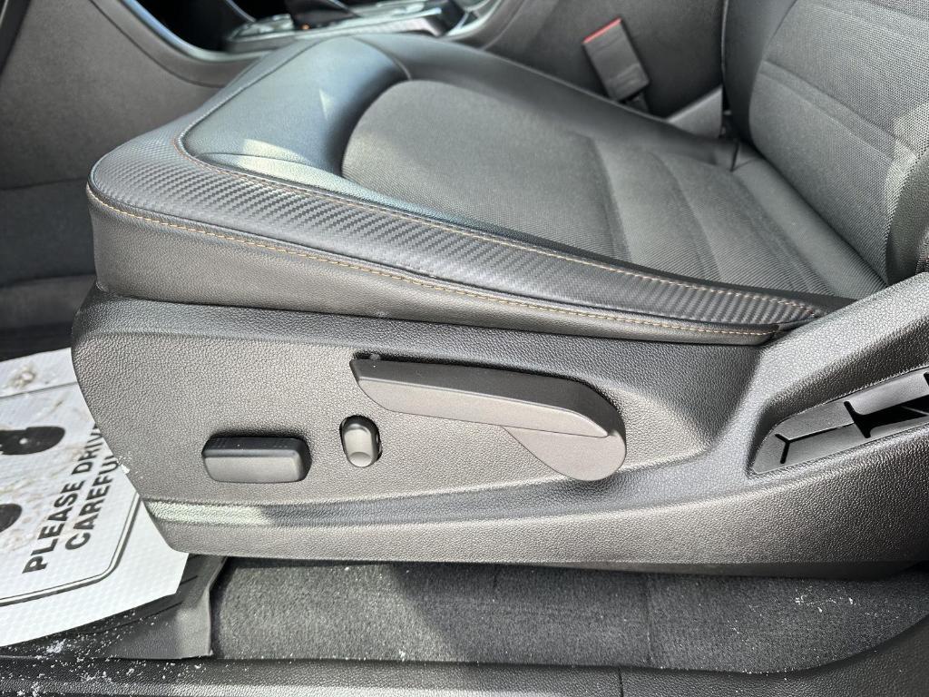 used 2022 GMC Canyon car, priced at $32,409