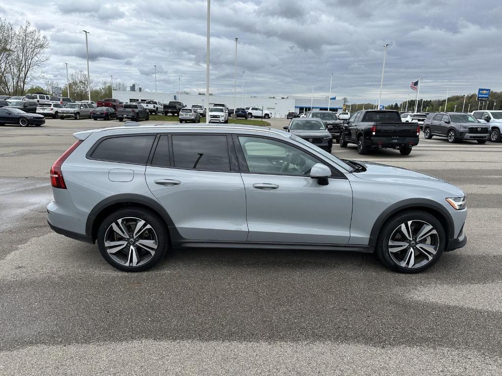 used 2025 Volvo V60 Cross Country car, priced at $37,315