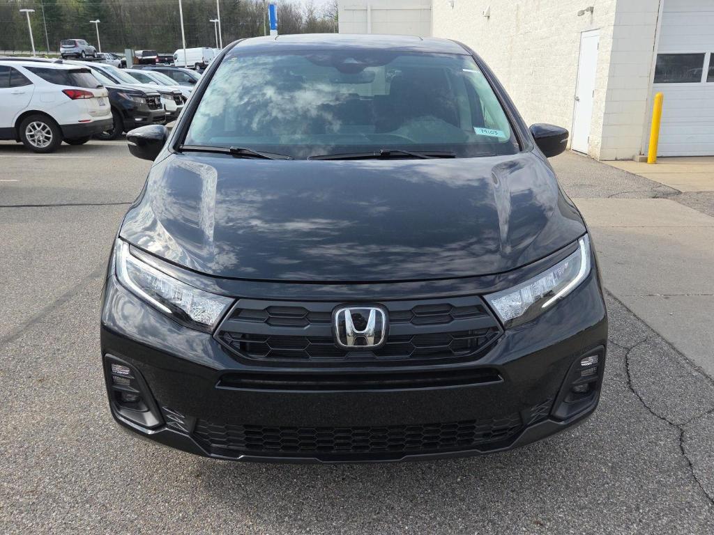 new 2026 Honda Odyssey car, priced at $44,054