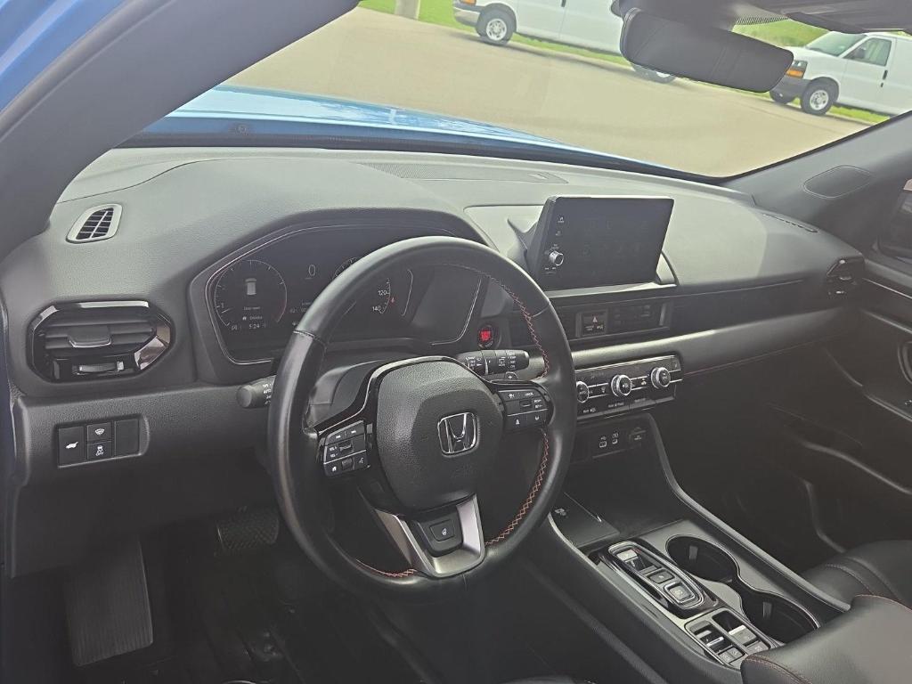 used 2024 Honda Pilot car, priced at $41,957
