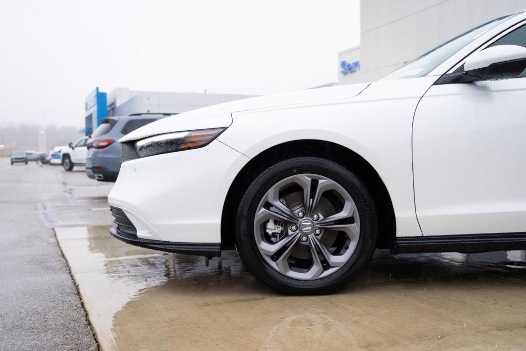 new 2025 Honda Accord Hybrid car, priced at $35,894