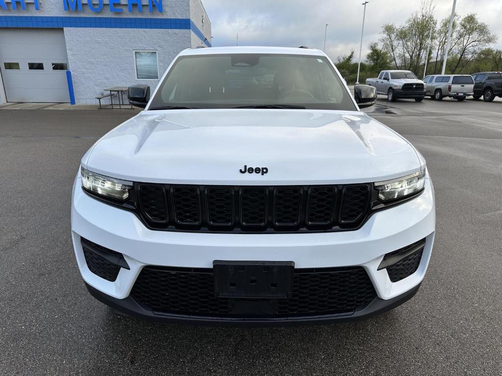used 2023 Jeep Grand Cherokee car, priced at $27,489