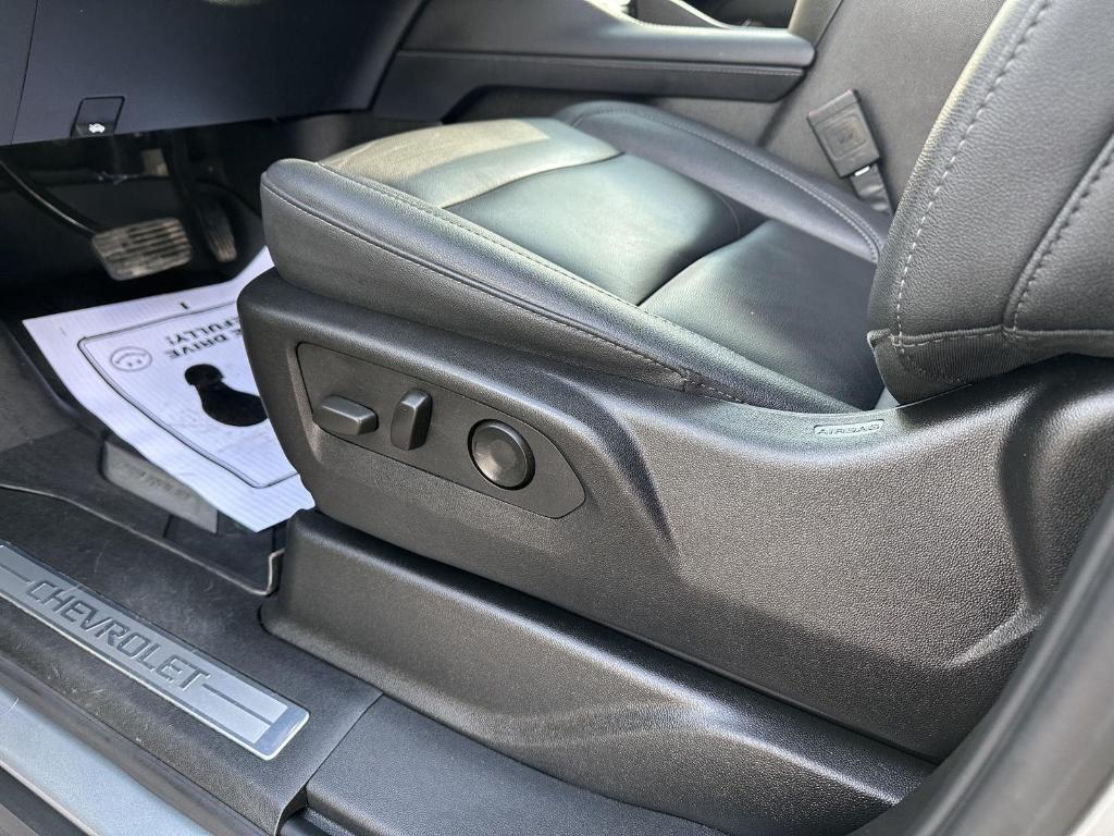 used 2024 Chevrolet Tahoe car, priced at $63,489
