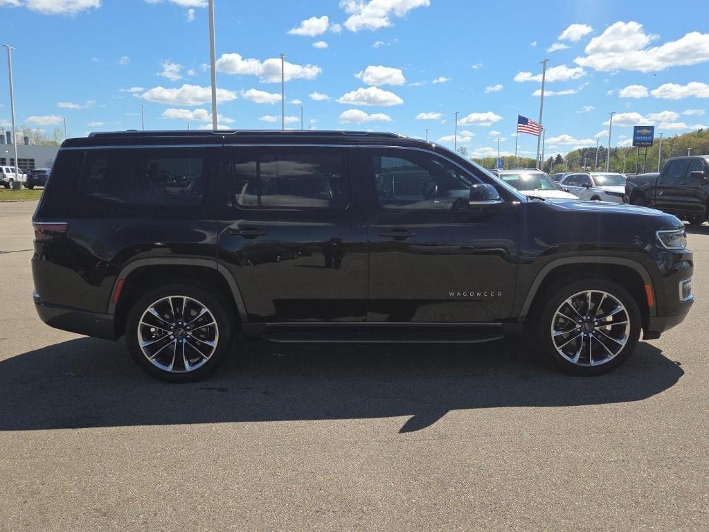 used 2022 Jeep Wagoneer car, priced at $34,985